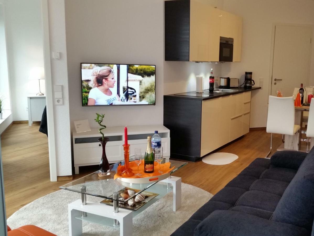 Ferienwohnung Koralle - Am Wasser Бремергафен Екстер'єр фото